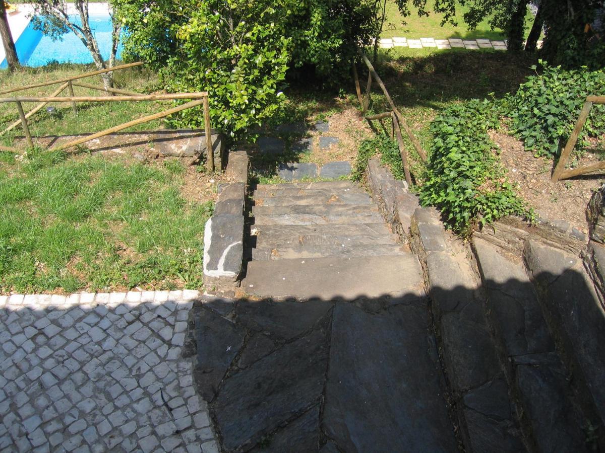 Casa Ribeira De Pera Villa Castanheira de Pera Esterno foto